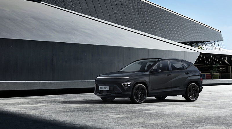 전용 ‘블랙 휠’이 새롭게 적용된 2027 코나 ‘블랙 익스테리어’