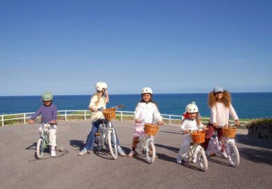 누킴스가 스페인 키즈 라이딩 브랜드 밴우드(BANWOOD)와 한국 독점 유통 계약을 체결했다