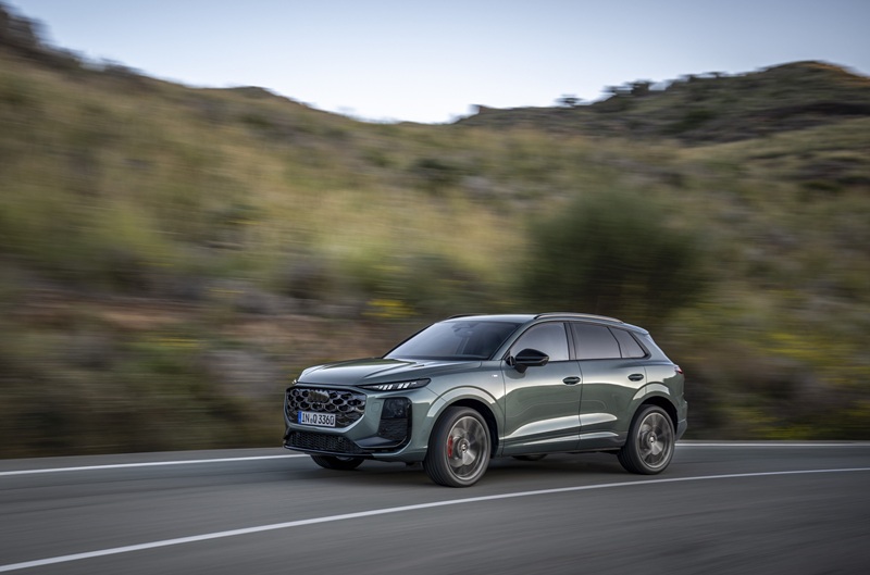 SUV 더 뉴 아우디 Q3