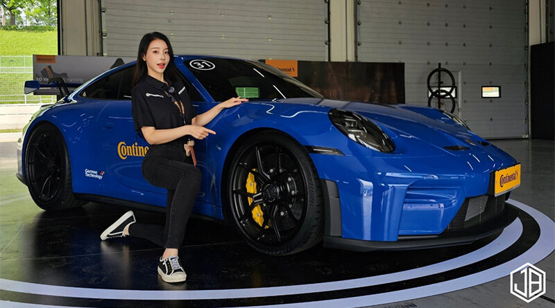 스피드웨이에서 개최된 '콘티넨탈 트랙 데이'